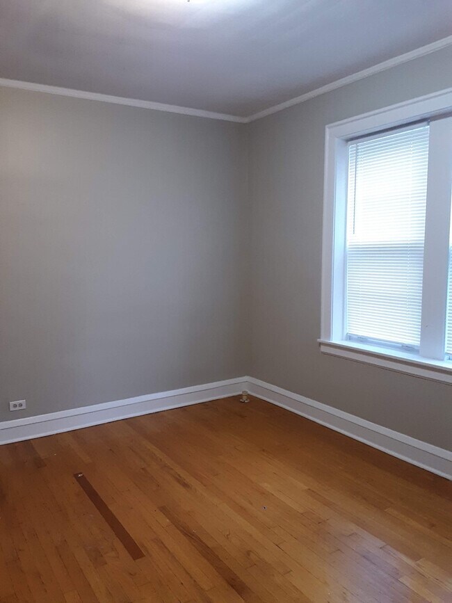 Foto del edificio - 232 Elmwood Ave