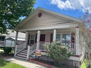 Building Photo - 9552 Chinn St