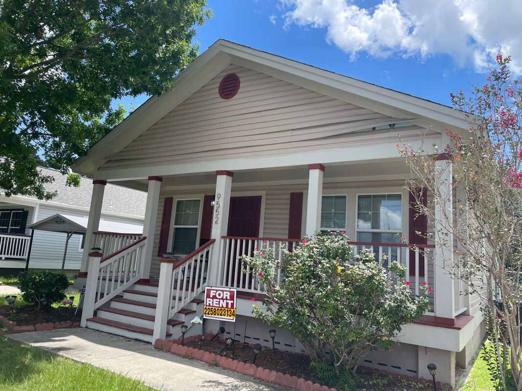Foto principal - 9552 Chinn St