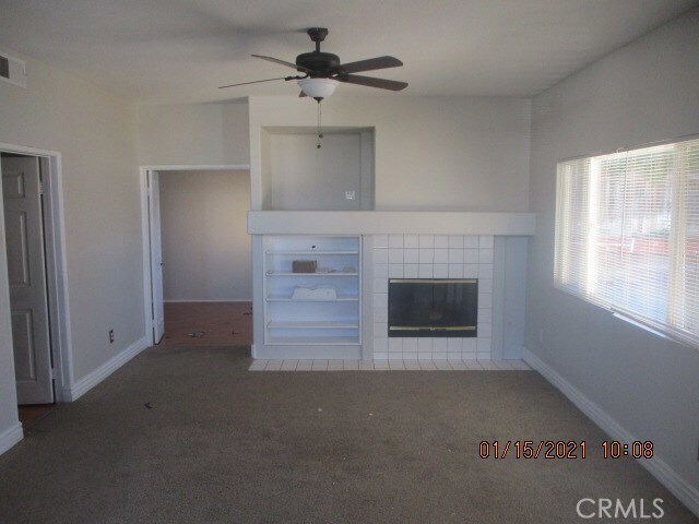Building Photo - 44735 Kit Ct