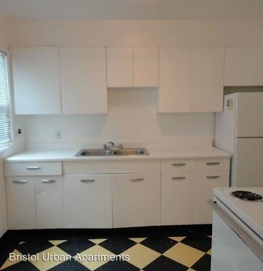 Primary Photo - 2920 SE Waverleigh Blvd