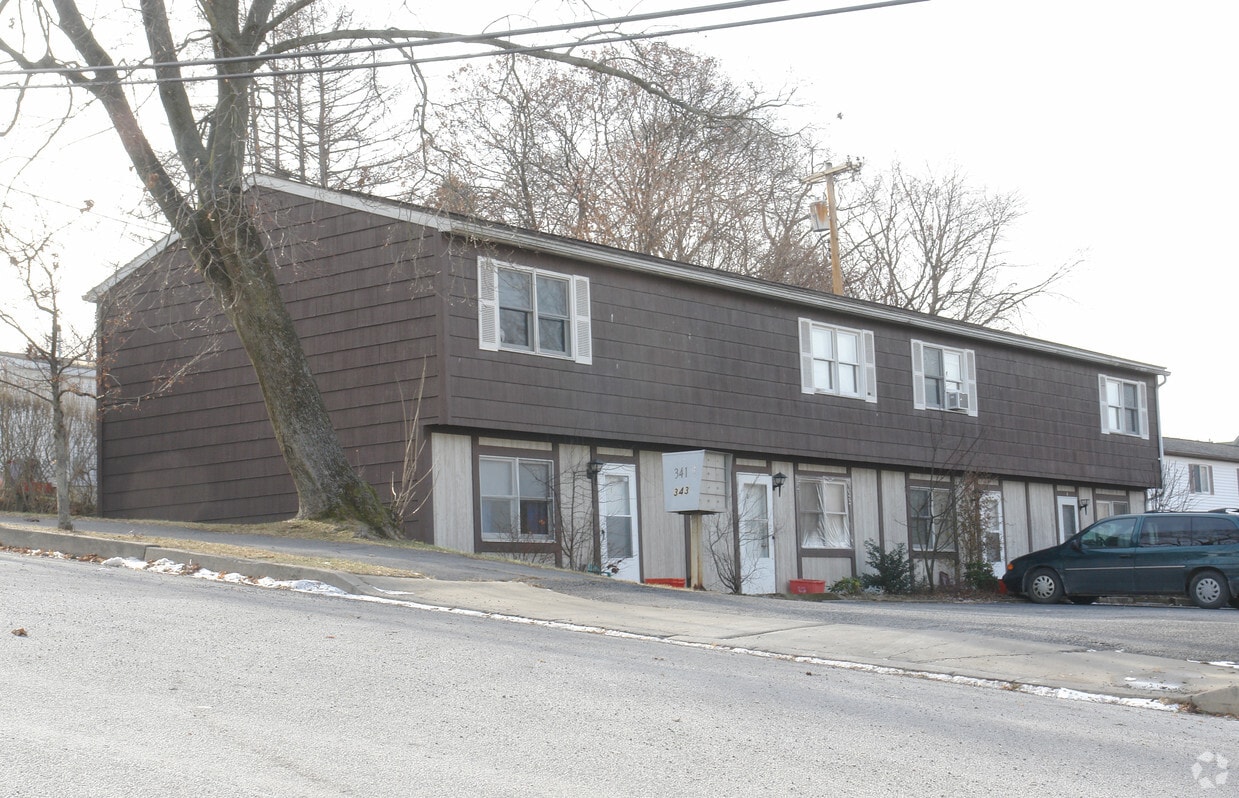 341343 S Allegheny St, Bellefonte, PA 16823 Apartments in Bellefonte