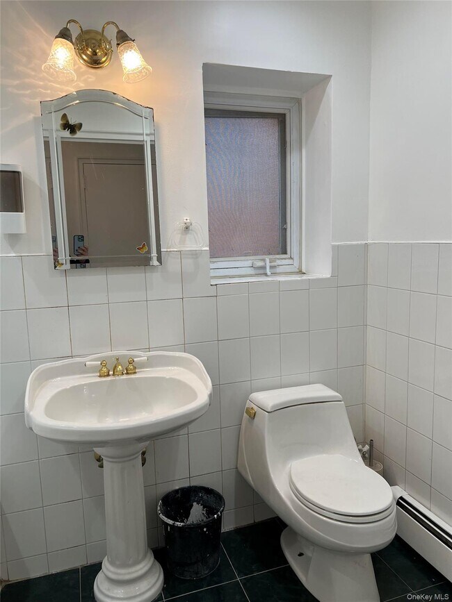 Foto del edificio - 1350 Edwards Ave