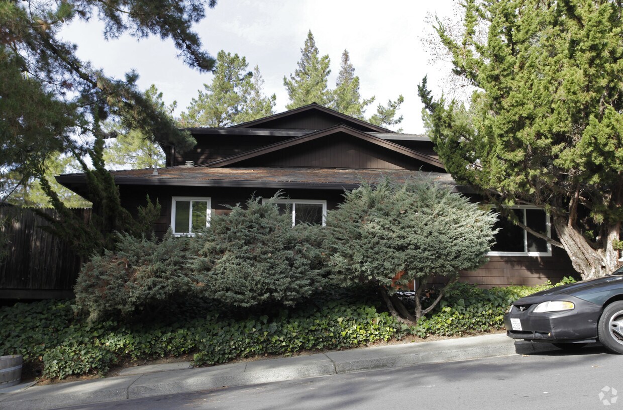Building Photo - 3258-3264 Marlene Dr