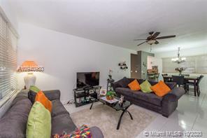 Primary Photo - 4710 Pine Tree Dr
