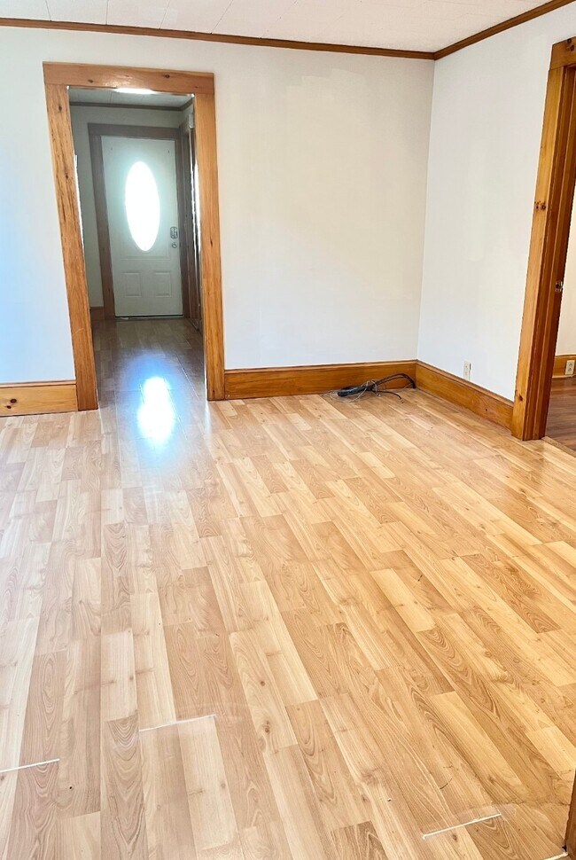 Spacious Living Room! - 204 N Champlain St