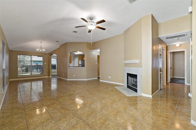 Photo - 2418 Orchard Run Way House