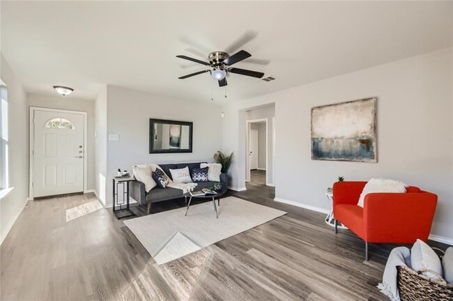 Building Photo - 177 Karrie Dr