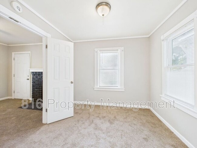 Building Photo - 7403 Montgall Ave