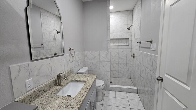 Foto del edificio - 1502 Quail Ct