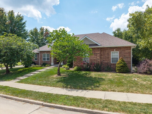 Building Photo - 1900 Muirfield Dr