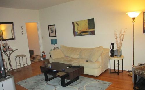 Building Photo - 241 E 46th St