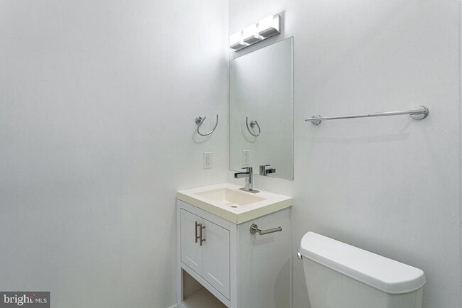 Foto del edificio - 1219 K St NE