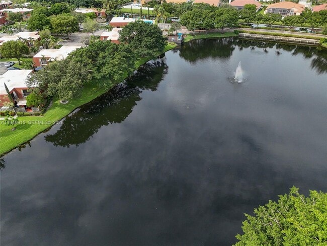 Foto del edificio - 9977 NW 6th Ct