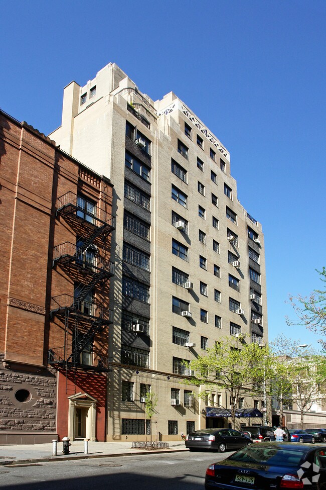 Building Photo - 102 W 85th St