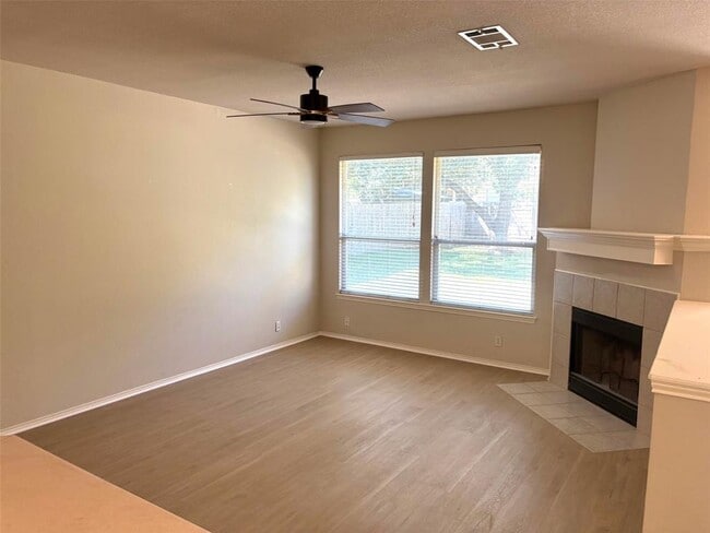 Foto del edificio - 3304 Santee Dr