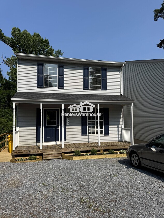 Primary Photo - 455 Broadwater Rd