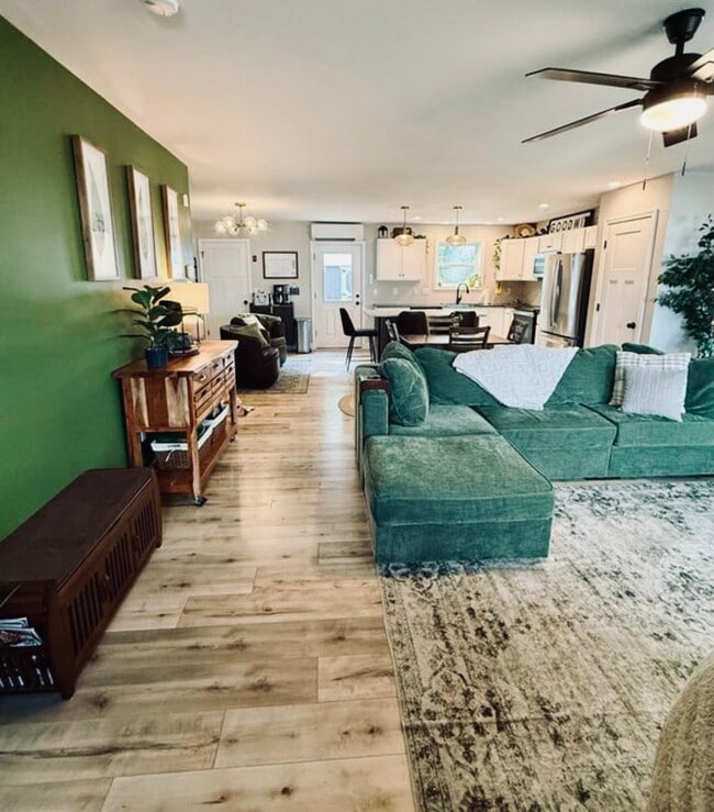 Building Photo - 69 Wildwood Dr