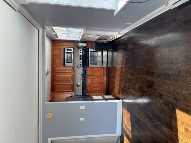 Foto del edificio - 5031 N East River Rd