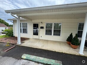 Building Photo - 113 Nanci Ln