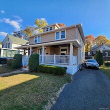 Building Photo - 24 Prairie Ave