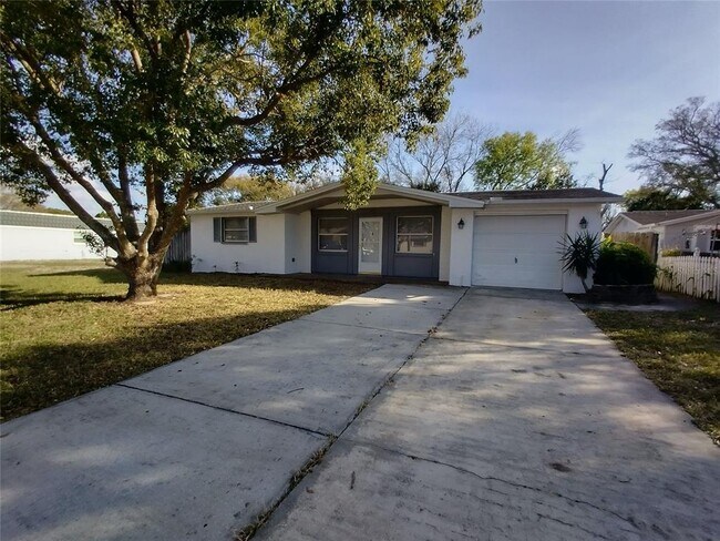 Building Photo - 5204 Skyland Dr