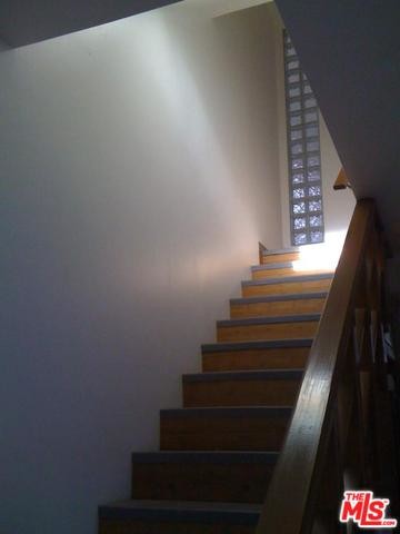 Foto del edificio - 681 Mt Washington Dr