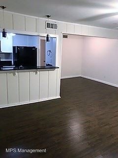 Building Photo - 2808 Throckmorton St