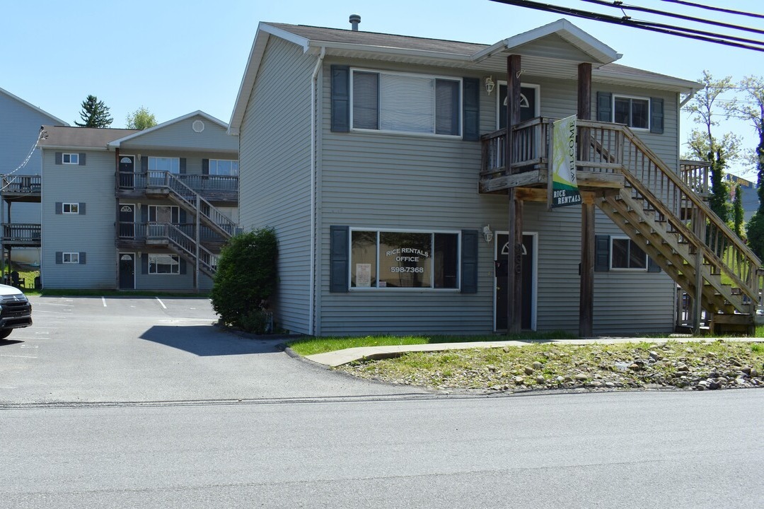 Primary Photo - Stewart Street Apartments