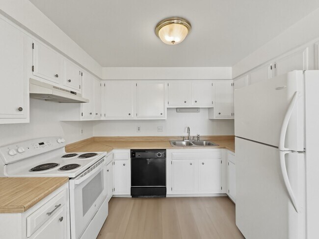 Foto del edificio - Simms Street 6155