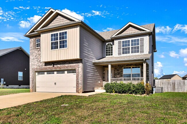 Foto del edificio - Close to Post and Move in Ready!