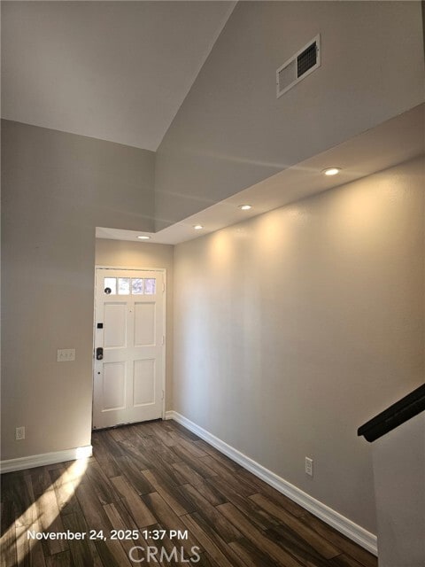 Foto del edificio - 7367 Belpine Pl