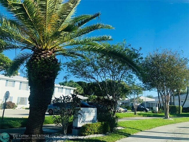 Foto del edificio - 2251 NE 66th St