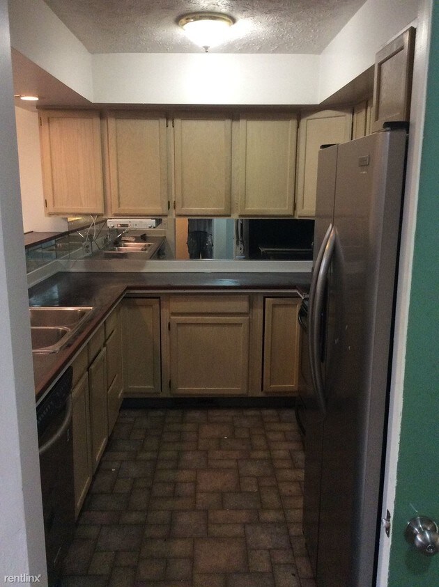 10 br, 1.5 bath - 4002 Norfolk Ct - 10 br, 1.5 bath  - 4002 Norfolk Ct