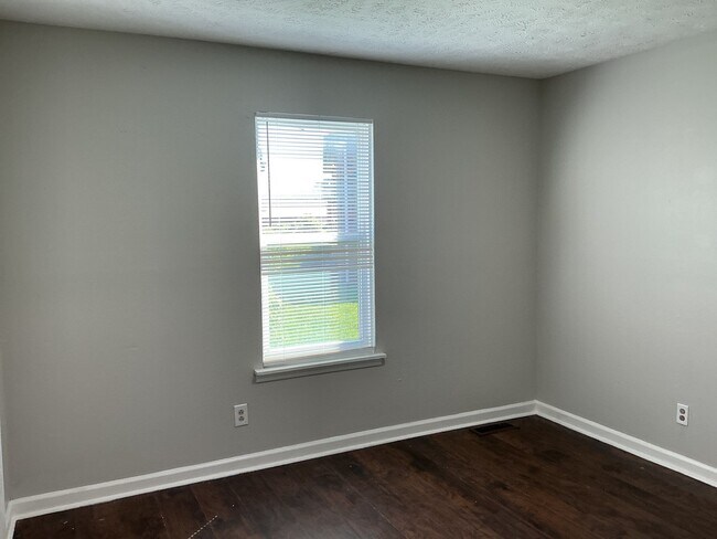 Building Photo - 30 Brianfield Cv