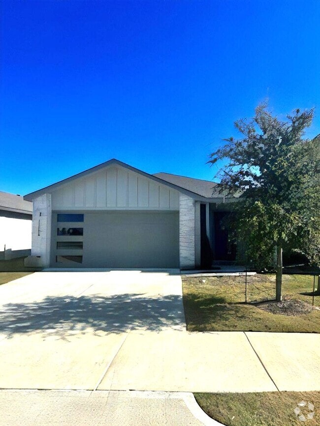 Building Photo - 1208 Amistad Lp