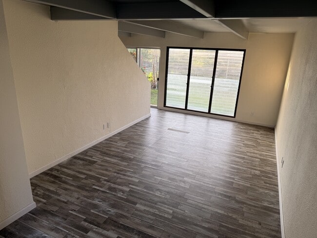 Foto del edificio - 87-2142 Helelua St