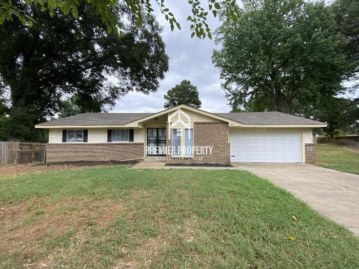 Photo - 2466 Dalebrook Cove - Available NOW!
