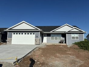 Building Photo - 1717 Freeman Dr