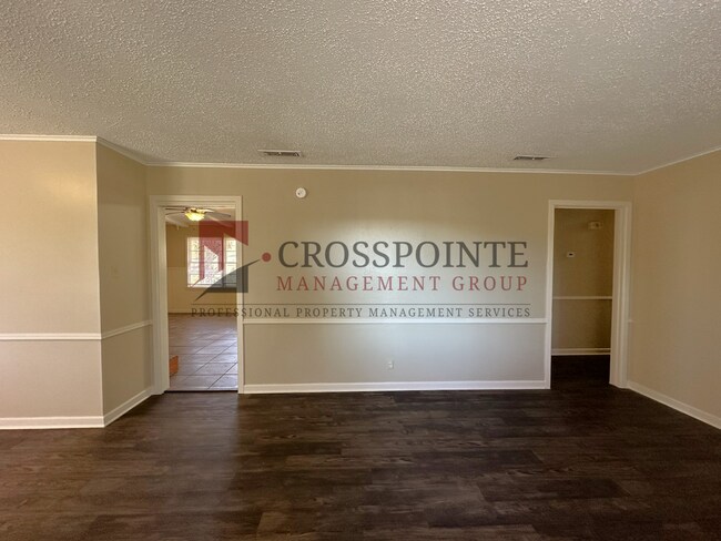 Foto del edificio - Tour Today! Newly Updated 3 Bedroom 2 Bath...
