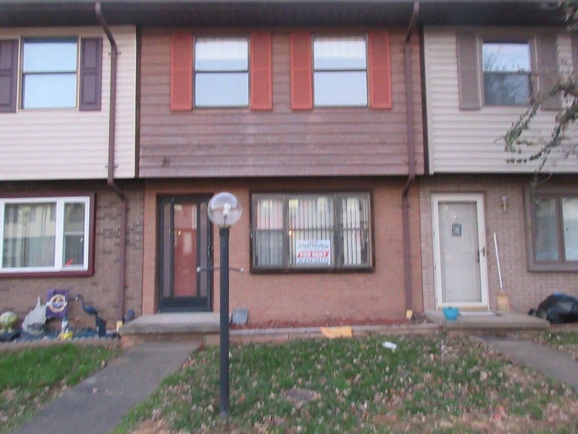 Primary Photo - Northside Townhome
