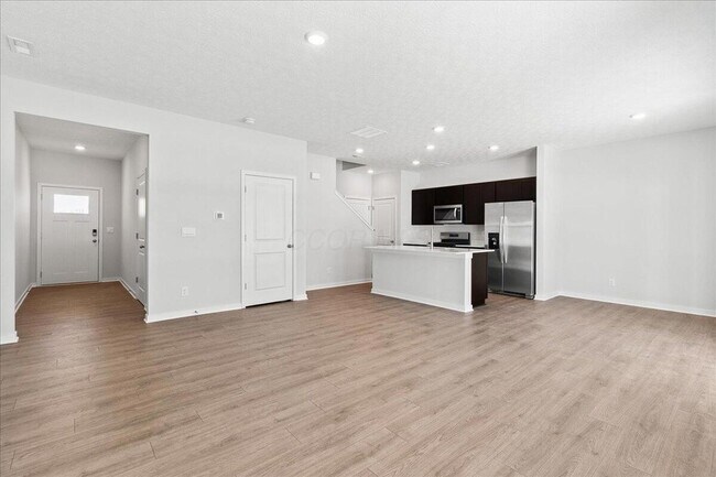 Foto del edificio - 1489 Jarry Ave