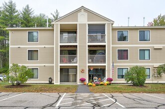Building Photo - 19 Saco St