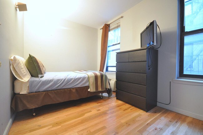 Foto del edificio - 234 E 35th St