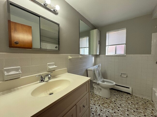 Foto del edificio - 3935 W Sylvania Ave