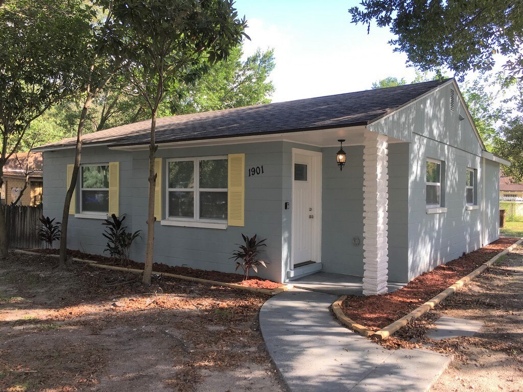 Foto principal - 1901 E Shadowlawn Ave