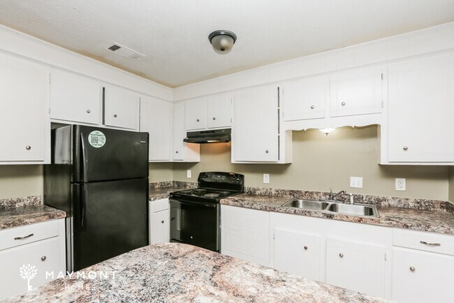 Building Photo - Beautiful Home in Jackson