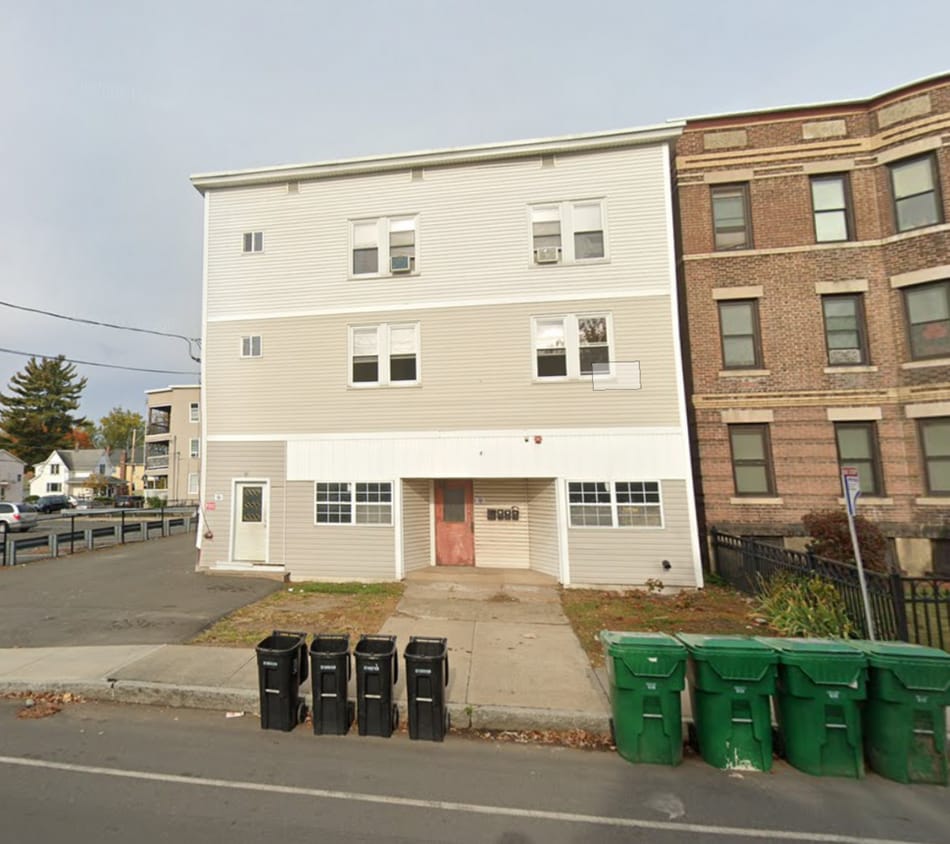 Building Photo - 636 Chicopee St