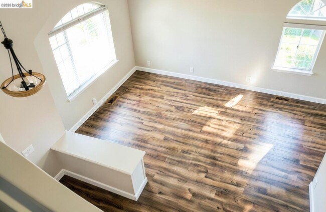 Building Photo - 2413 Santa Cruz Ct