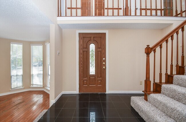 Foto del edificio - 1643 Beaconshire Rd